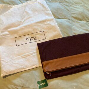 Brown wool-blend and leather clutch